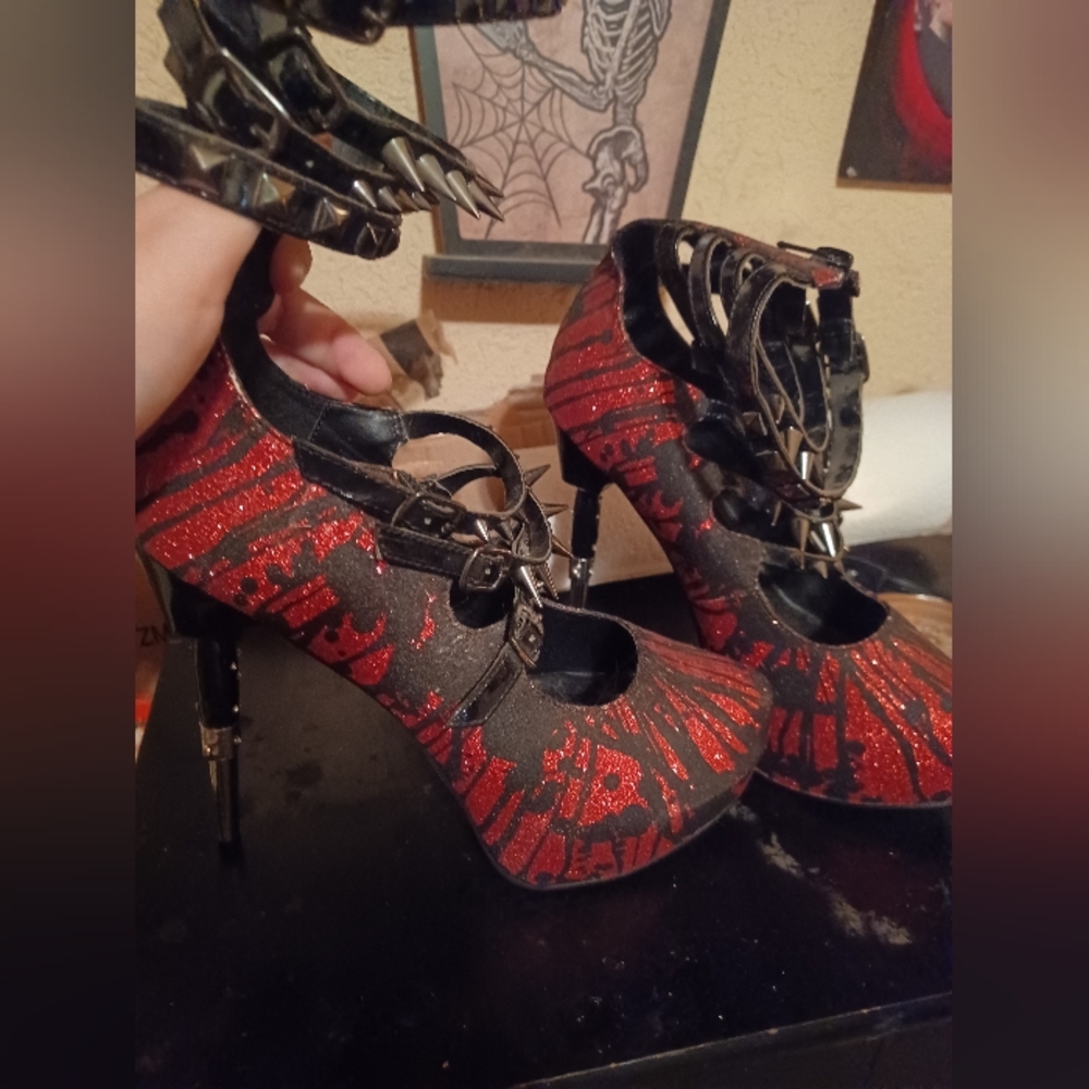 Too Fast Spiked Bloodsplatter Heels